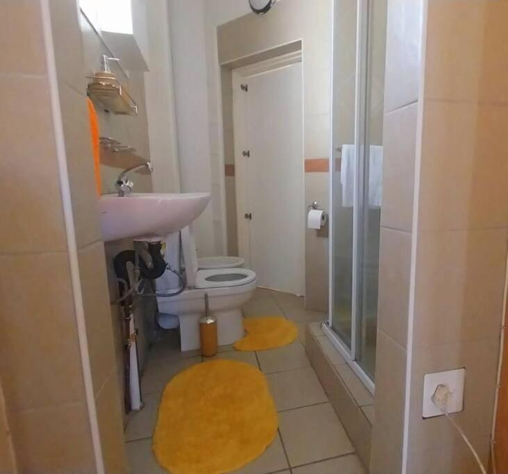 Spacious 1 Bedroom, Self Catering Apartment In Glenwood, Дърбан Екстериор снимка
